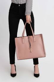 masszázs és átvágás